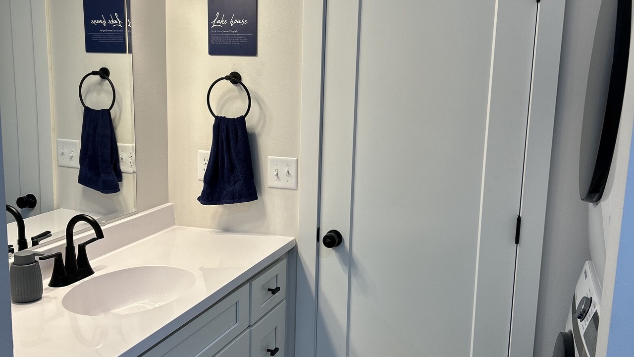 Photo of Bathroom in Spirit Lake