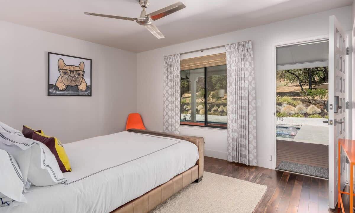 Photo of Bedroom in Calistoga