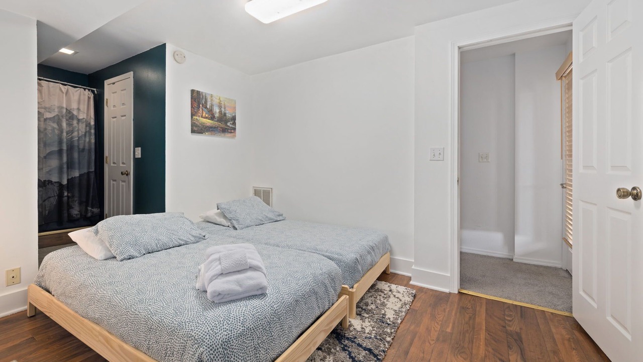 Photo of Bedroom in Lost Bridge Village