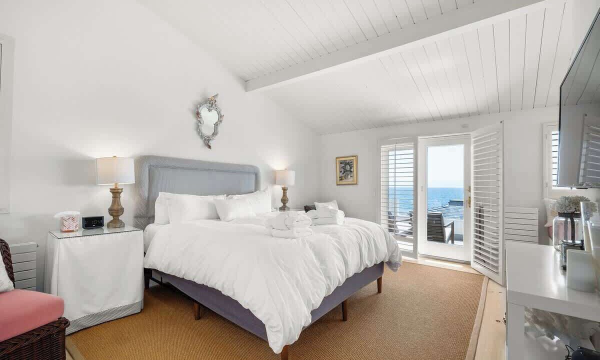 Photo of Bedroom in Aptos