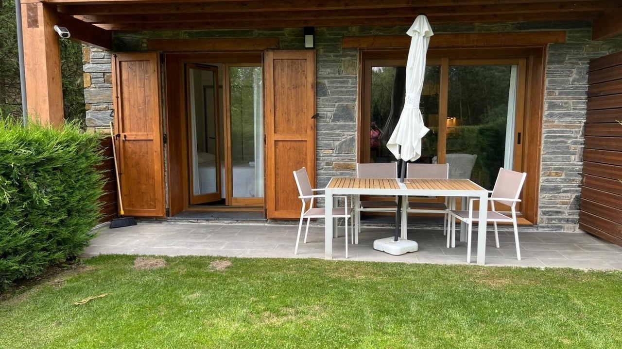 Photo of Outdoor in Estavar