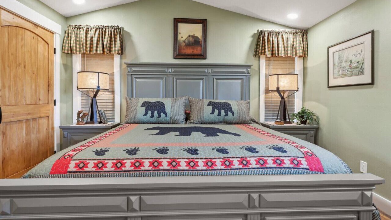 Photo of Bedroom in East Olympia