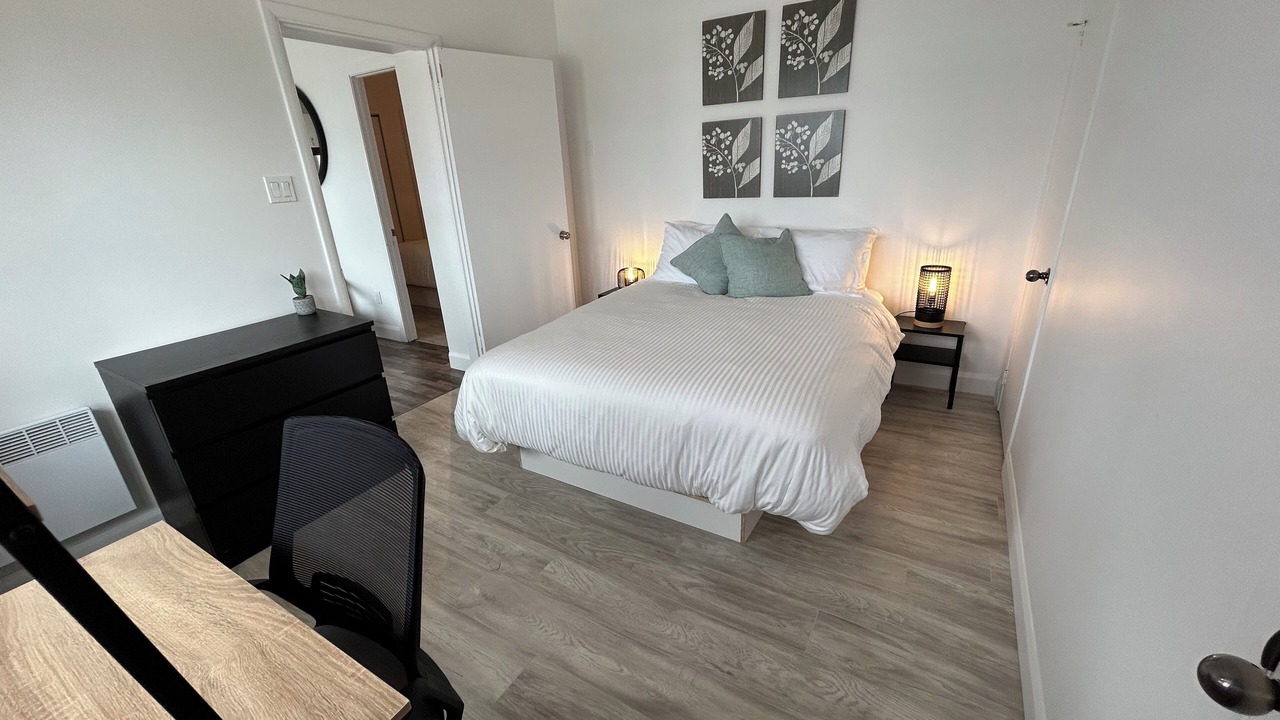 Photo of Bedroom in Paine-Sec