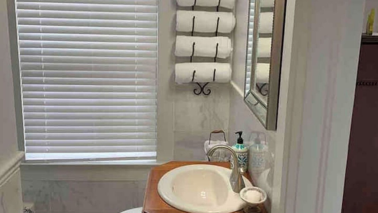 Photo of Bathroom in Hannon Park