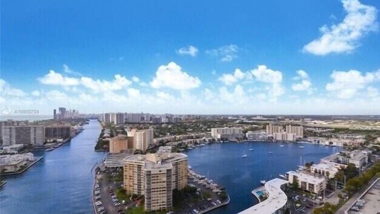 Photo of Outdoor in Hallandale Beach
