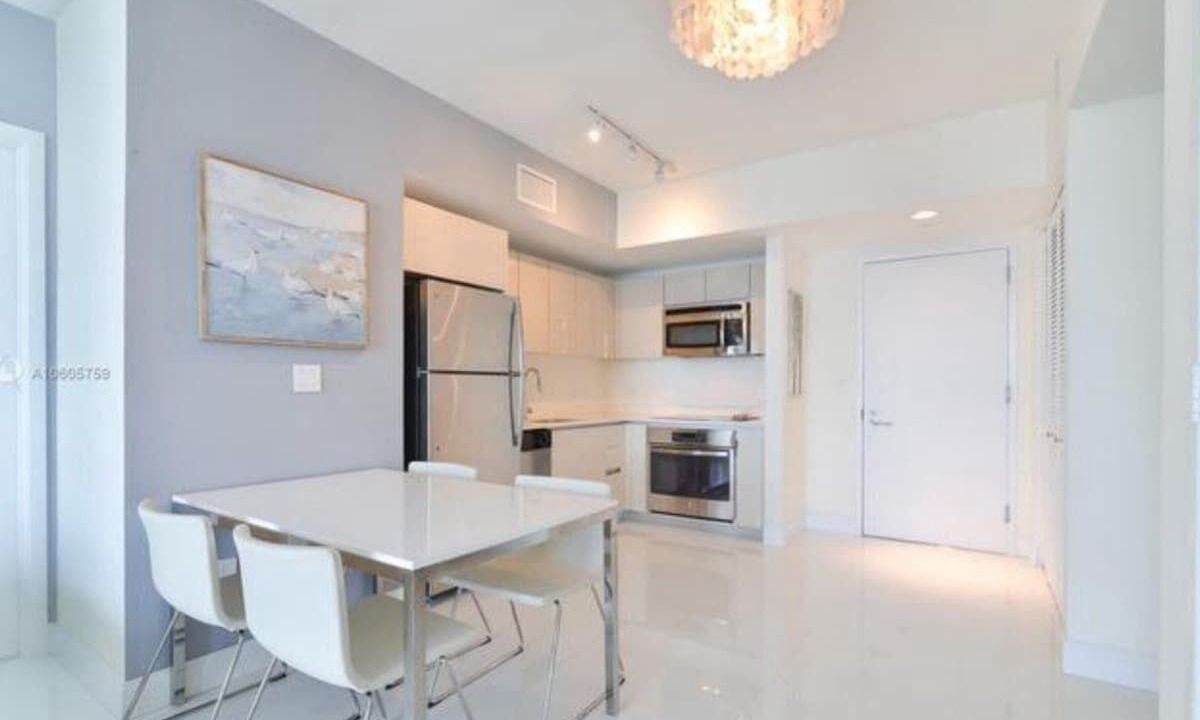 Photo of Kitchen in Hallandale Beach