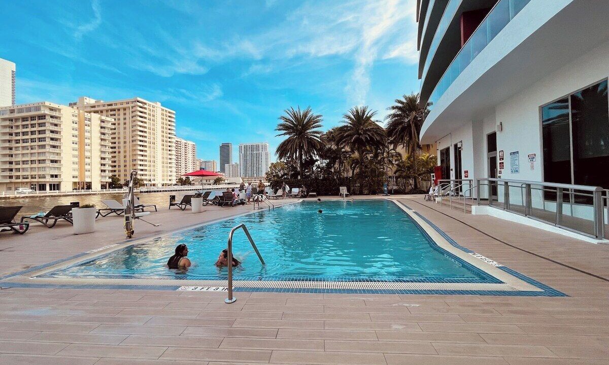 Photo of Outdoor in Hallandale Beach
