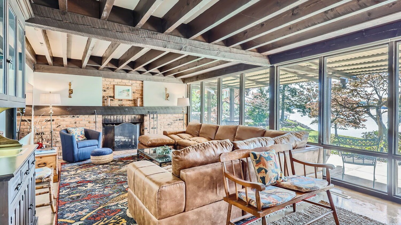 Photo of Livingroom in Troutman