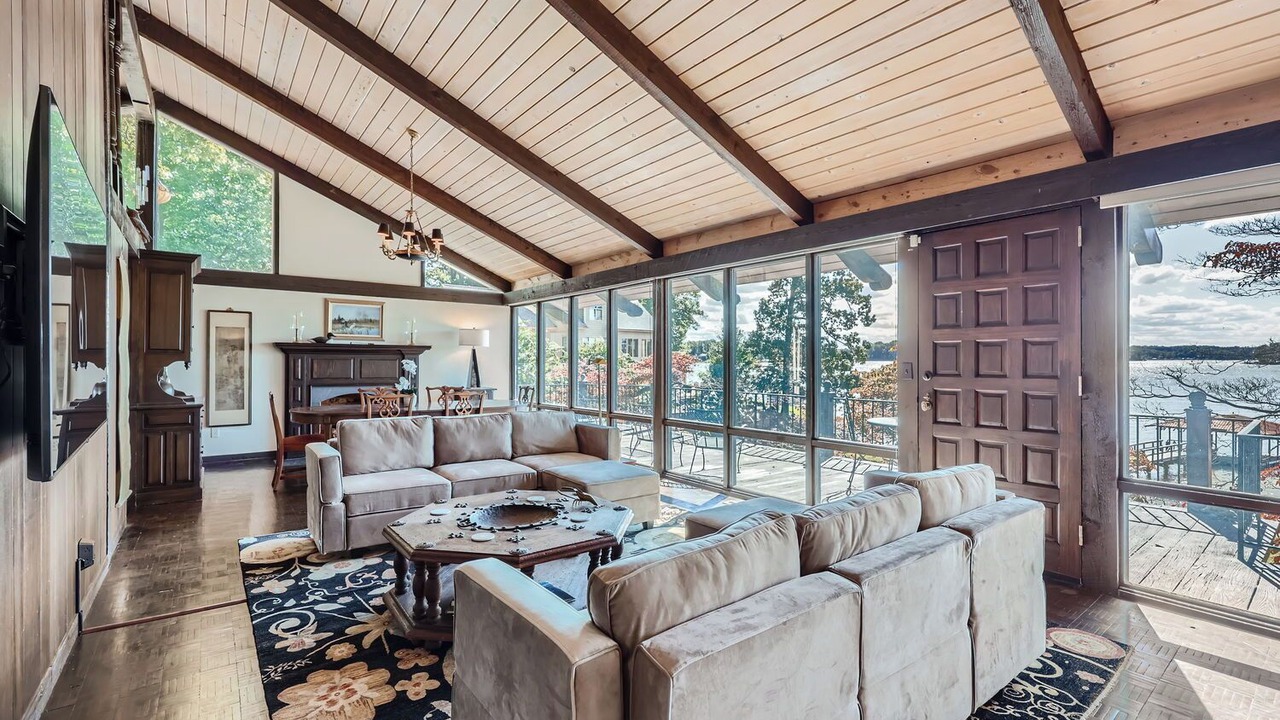 Photo of Livingroom in Troutman