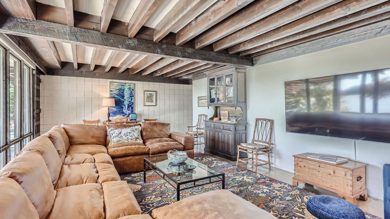 Photo of Livingroom in Troutman