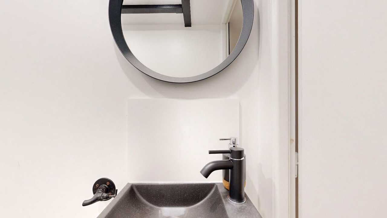 Photo of Bathroom in Quartier de la Porte-Saint-Denis