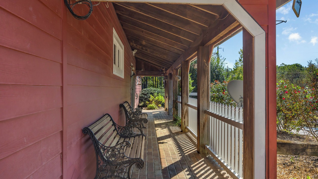 Photo of Patio Balcony in Skippers