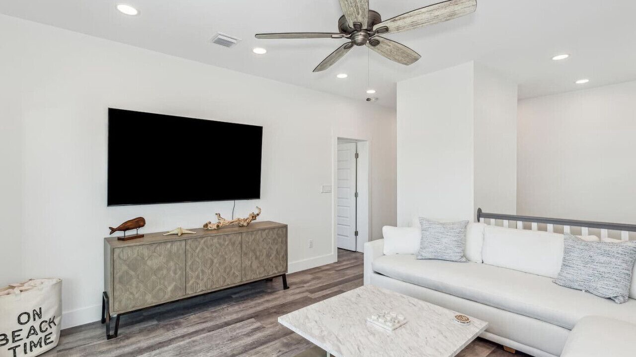 Photo of Livingroom in Navarre Beach
