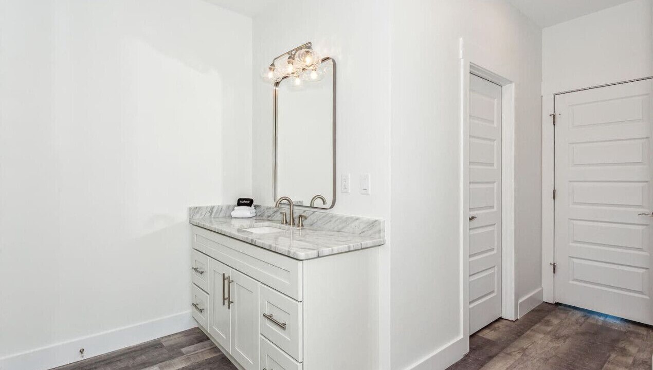 Photo of Bathroom in Navarre Beach