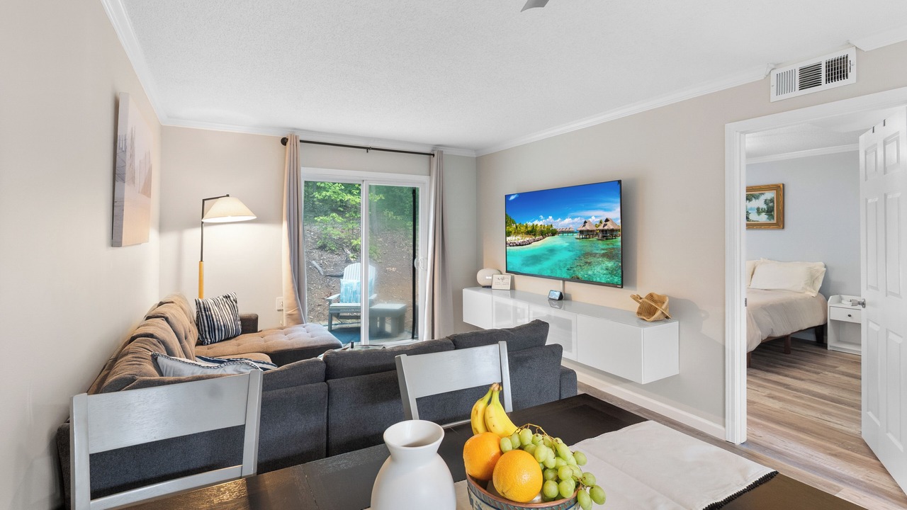 Photo of Livingroom in Clemson