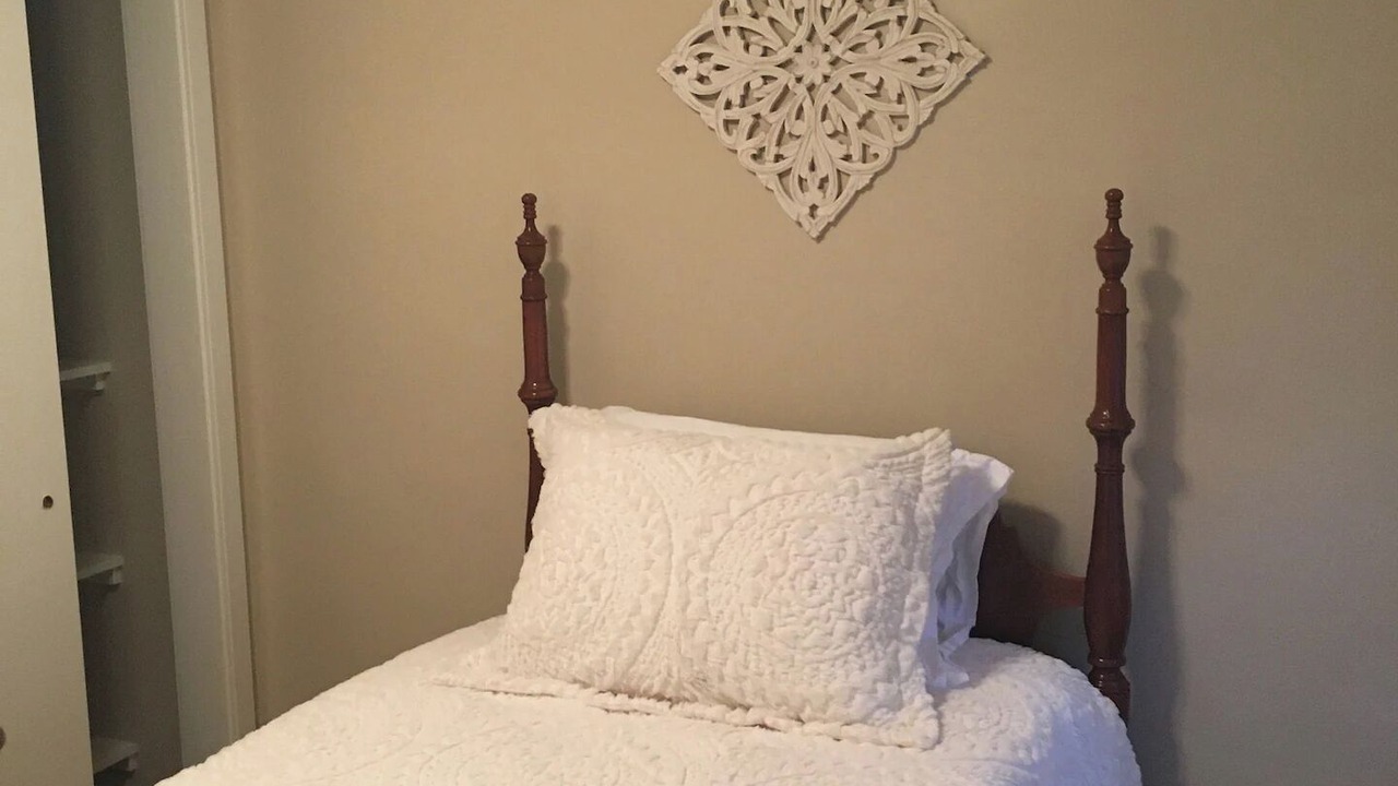 Photo of Bedroom in Reading