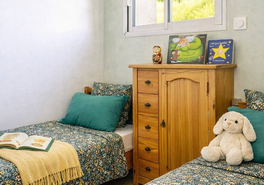 Photo of Bedroom in Gap
