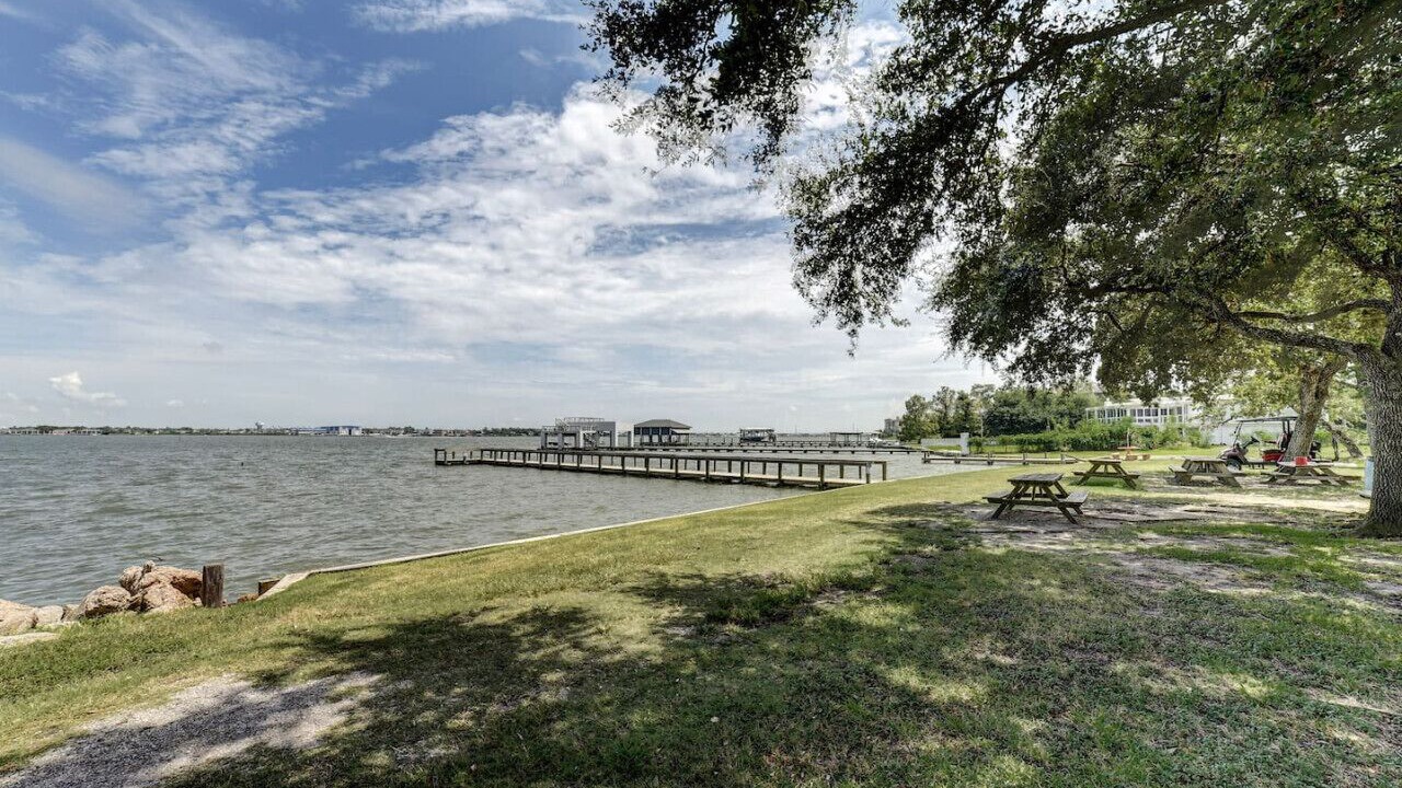 Photo of Outdoor in Clear Lake Shores
