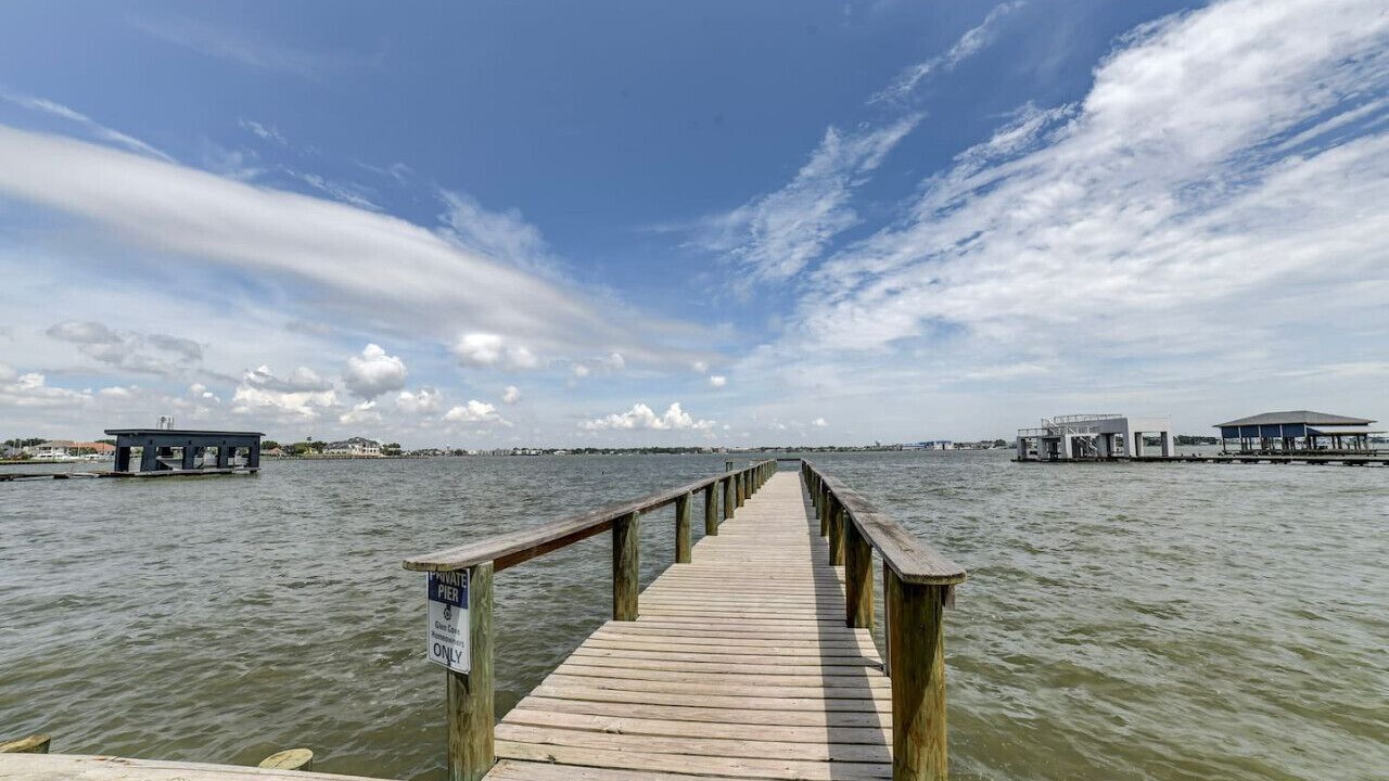 Photo of Others in Clear Lake Shores