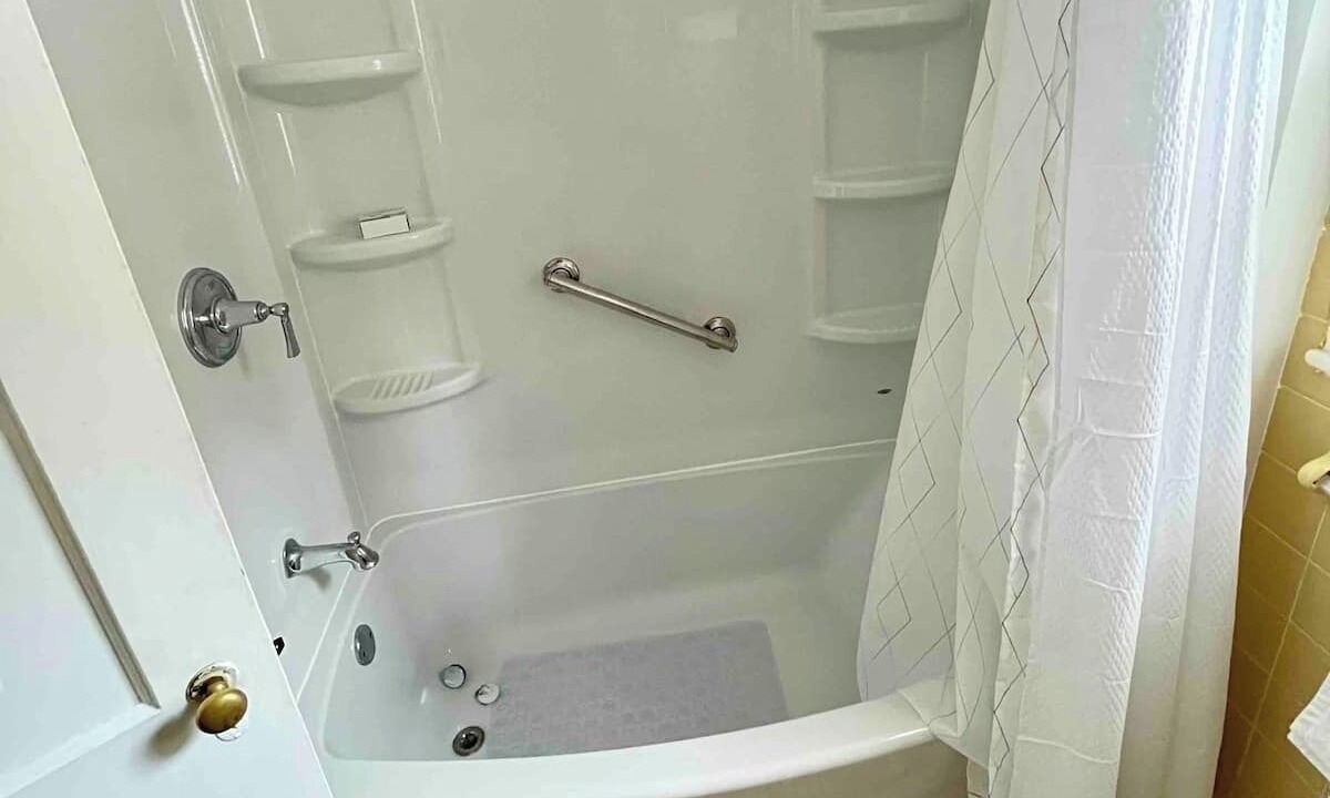 Photo of Bathroom in Washington