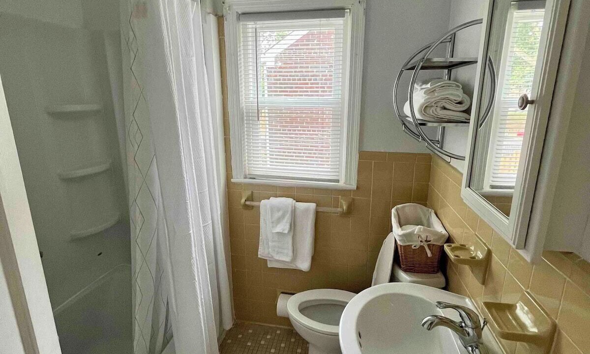 Photo of Bathroom in Washington