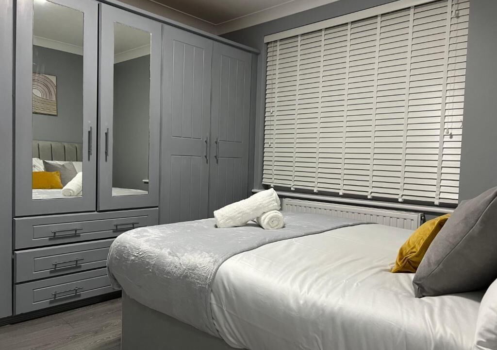 Photo of Bedroom in Havering