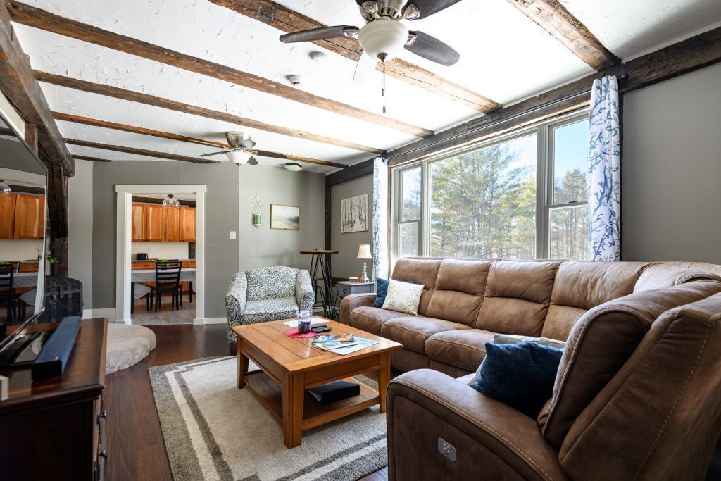 Photo of Livingroom in Alexandria