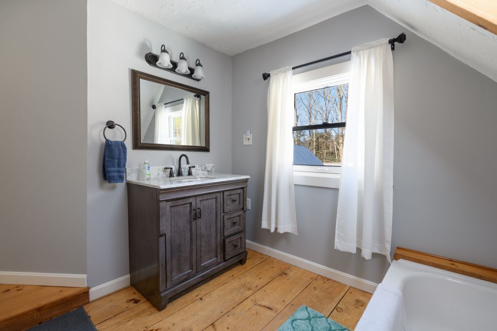 Photo of Bathroom in Alexandria