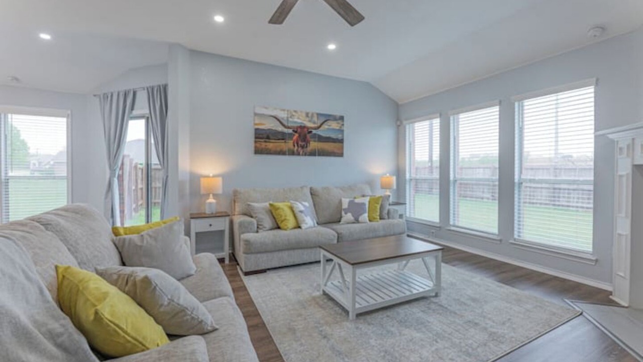 Photo of Livingroom in Killeen