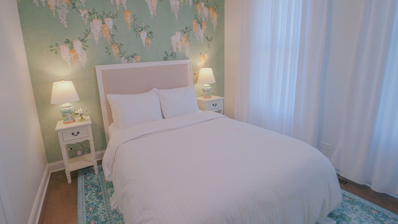 Photo of Bedroom in North Center