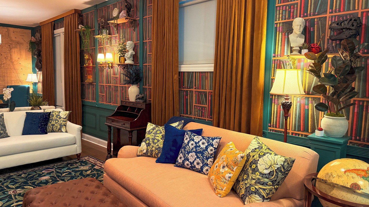 Photo of Livingroom in North Center