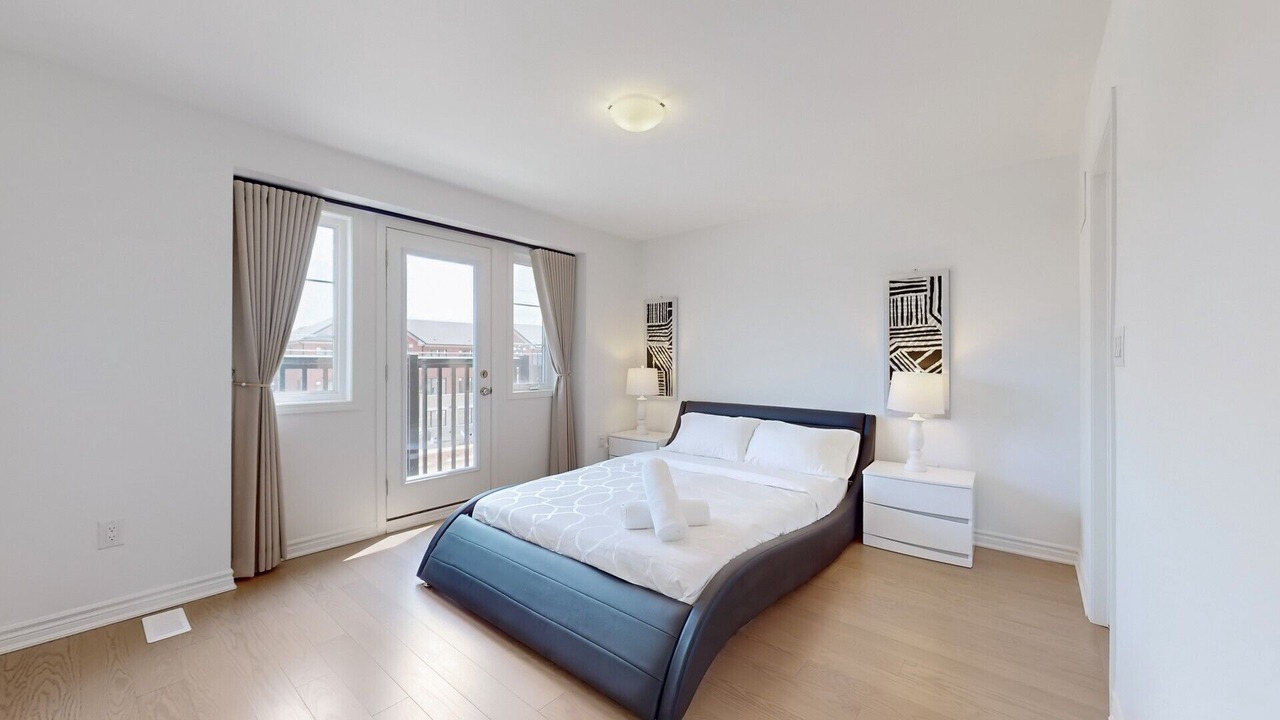 Photo of Bedroom in Oakville