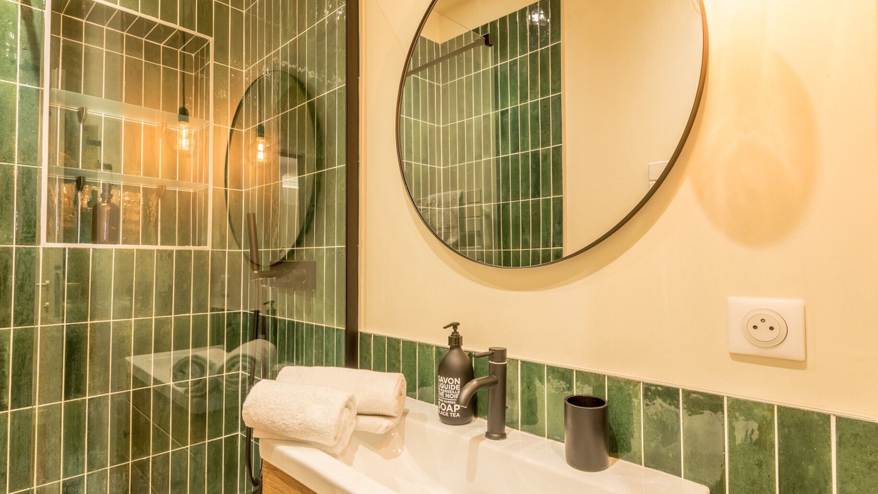 Photo of Bathroom in Comedie