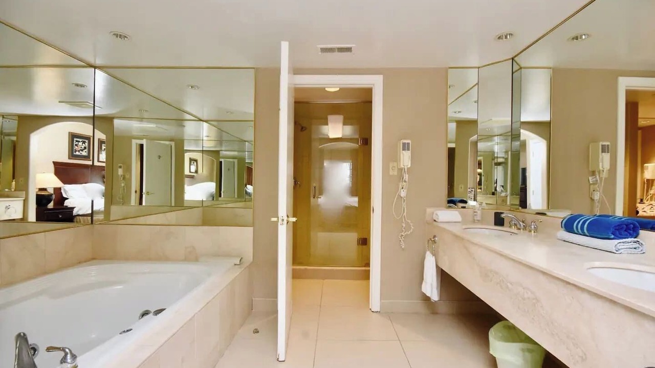 Photo of Bathroom in Oro-Medonte