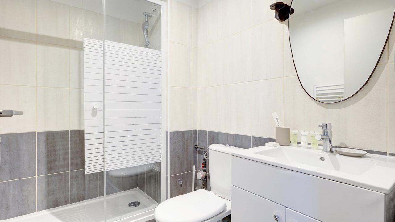 Photo of Bathroom in Montreuil