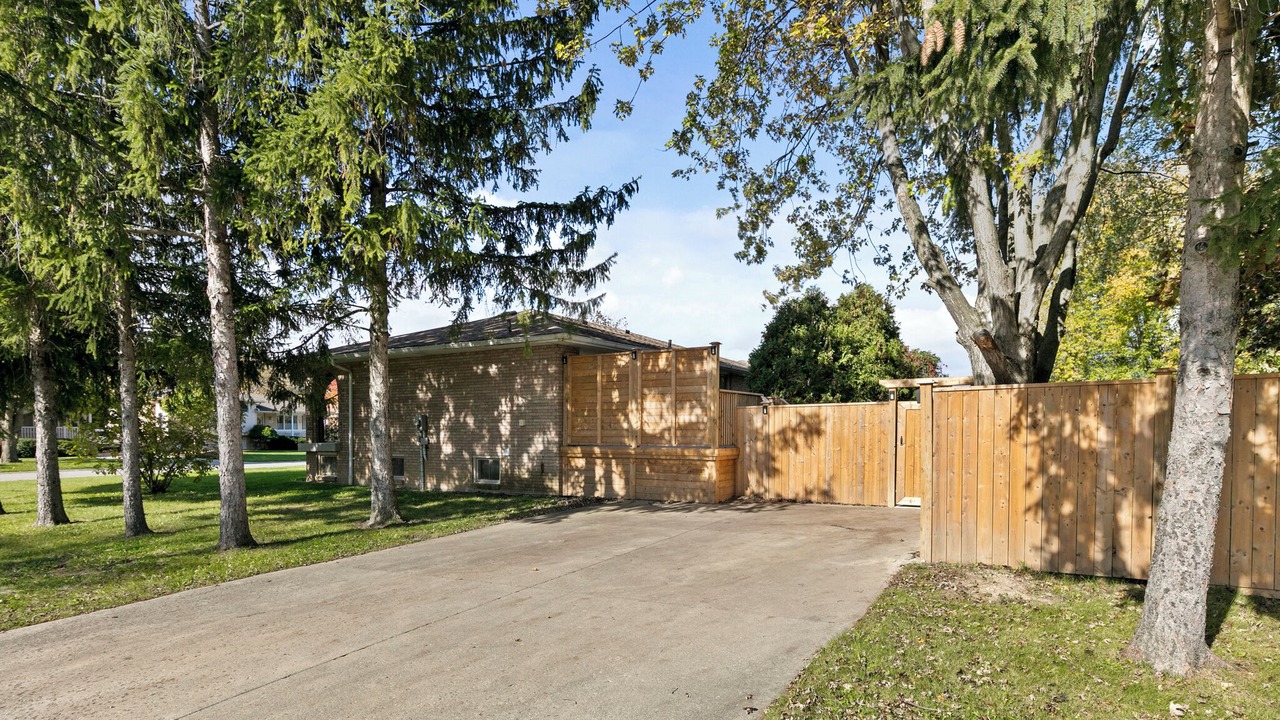 Photo of Outdoor in Boblo Island