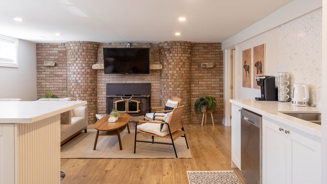 Photo of Livingroom in Boblo Island