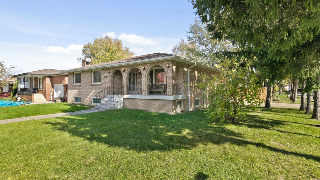 Photo of Outdoor in Boblo Island