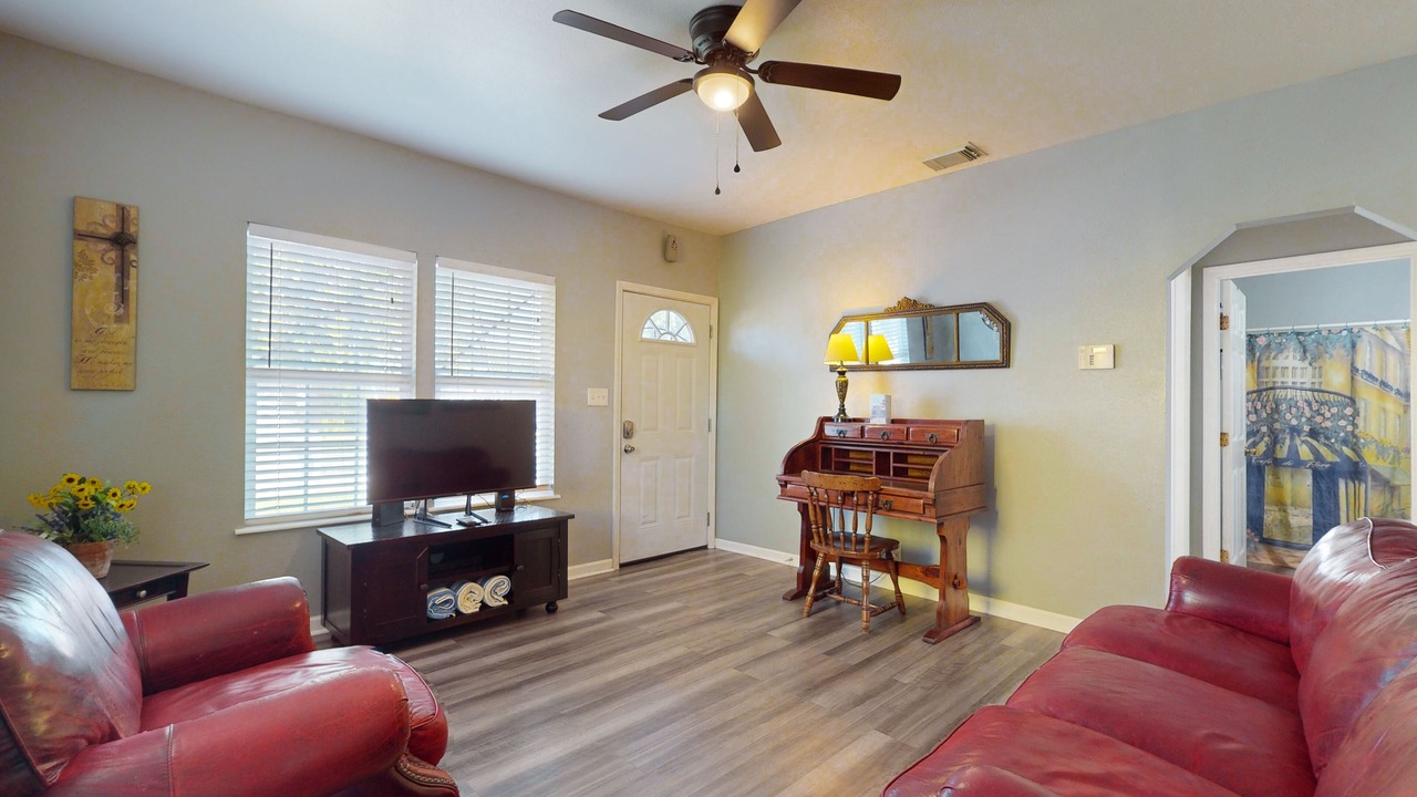 Photo of Livingroom in Del Mar