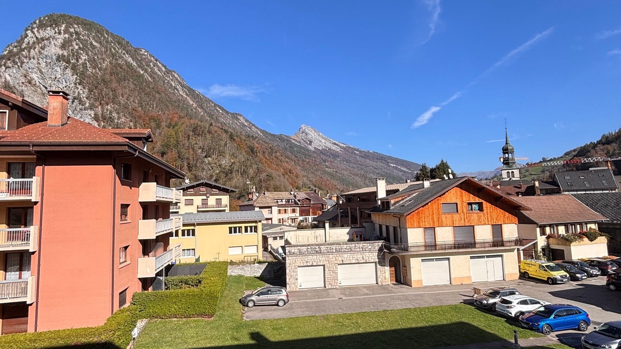 Photo of Outdoor in Thones