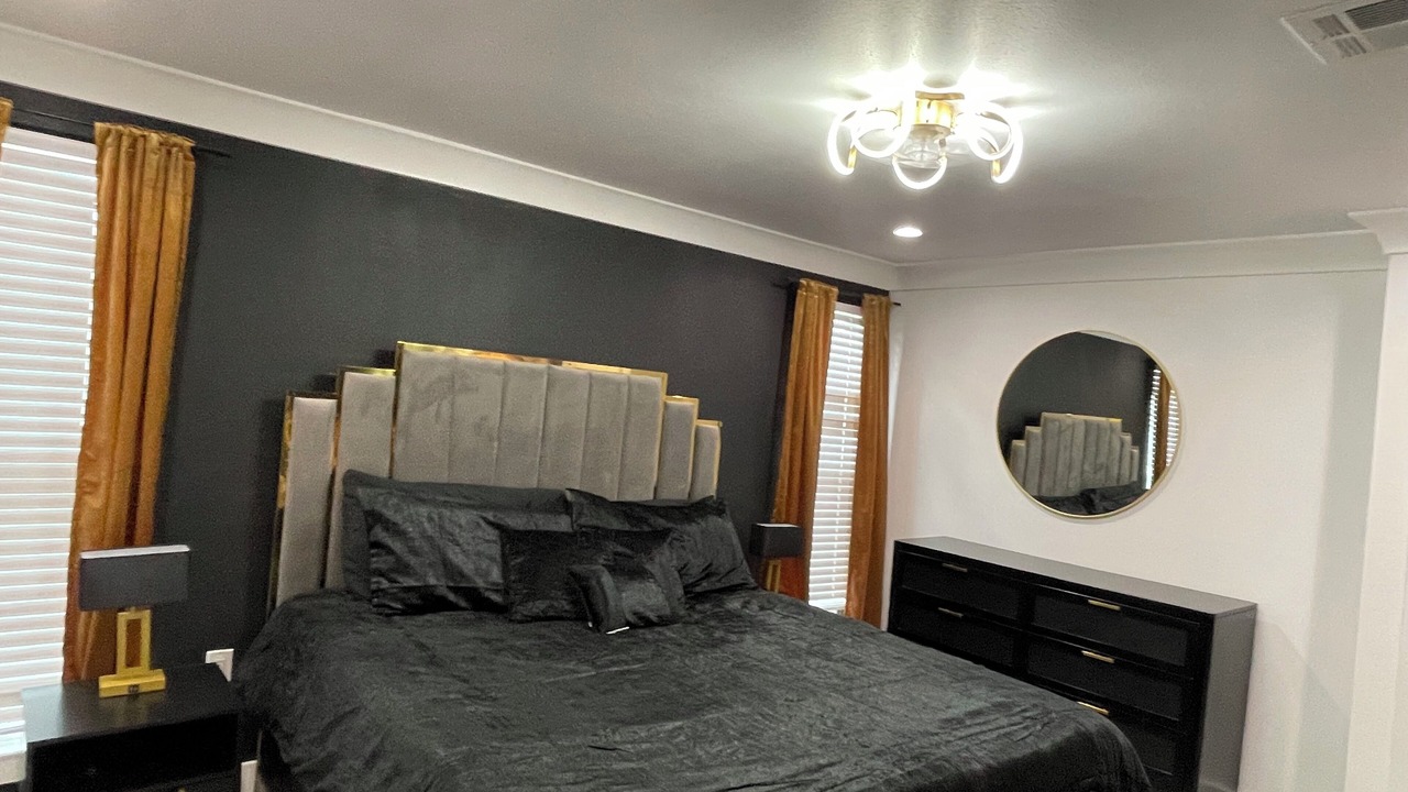 Photo of Bedroom in Kenner - Louis Armstrong International Airport
