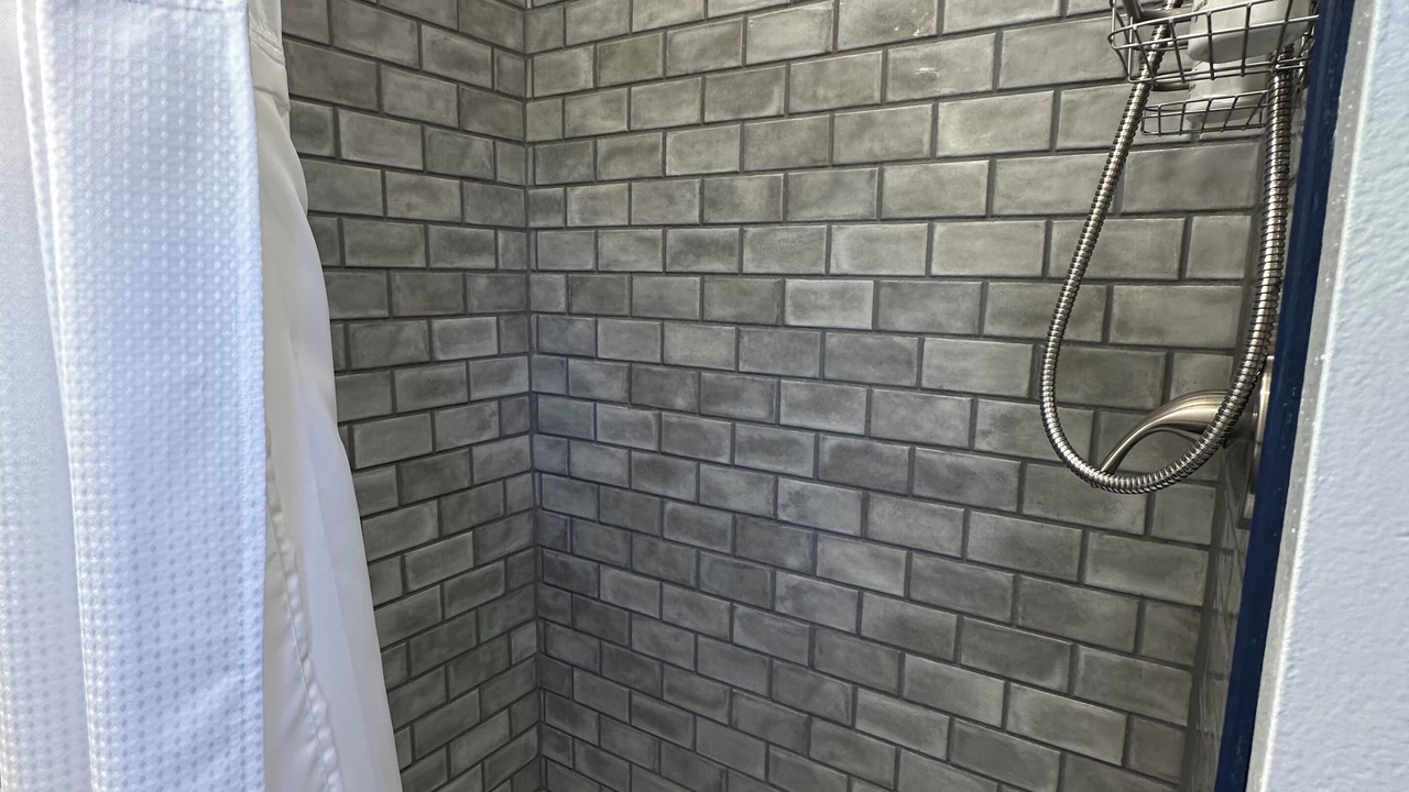 Photo of Bathroom in Lee