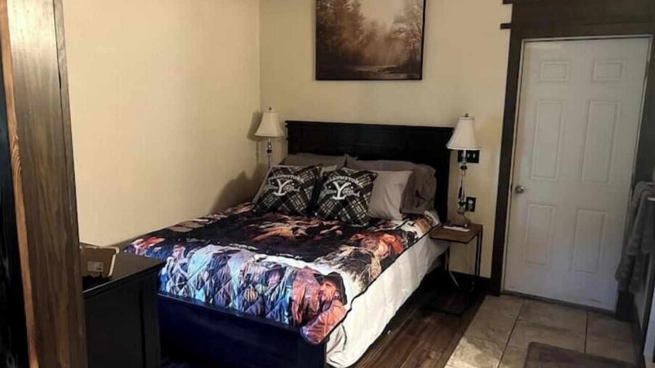 Photo of Bedroom in Rogersville