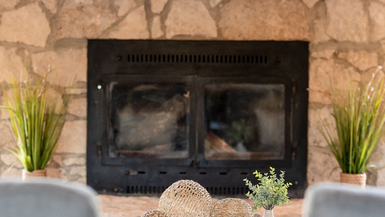 Photo of Others in Logan