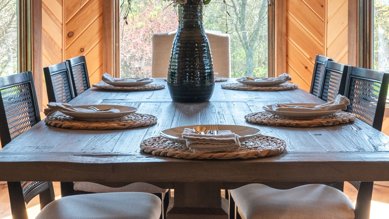 Photo of Others in Logan