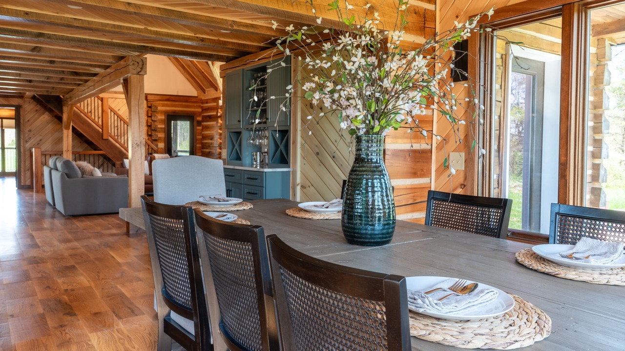 Photo of Others in Logan