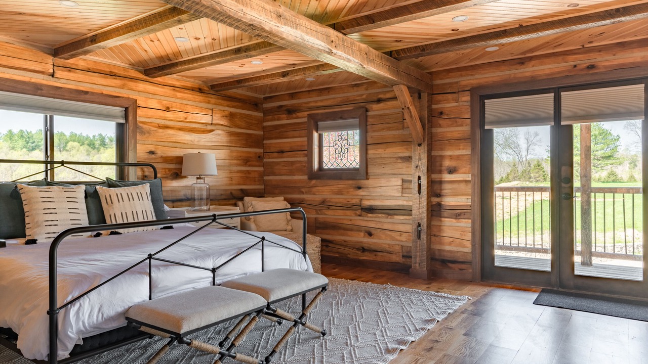 Photo of Bedroom in Logan