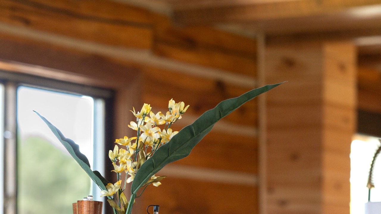 Photo of Others in Logan