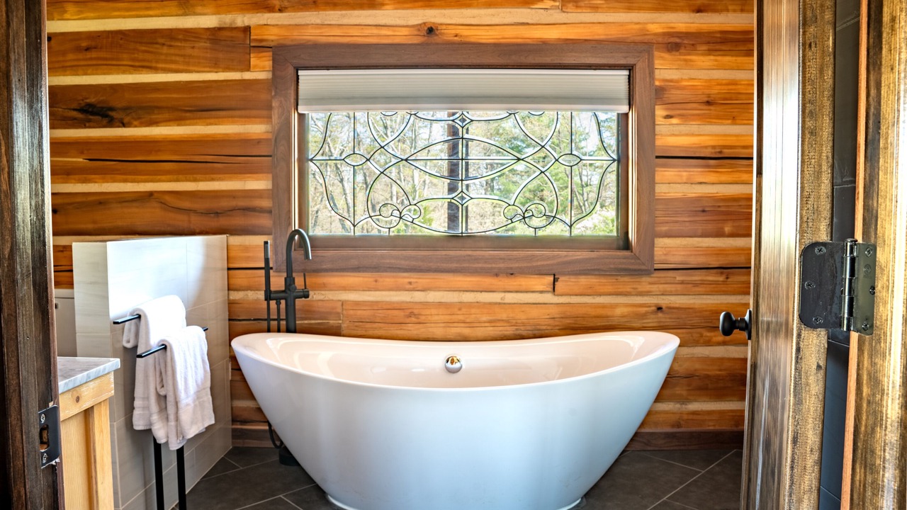 Photo of Bathroom in Logan