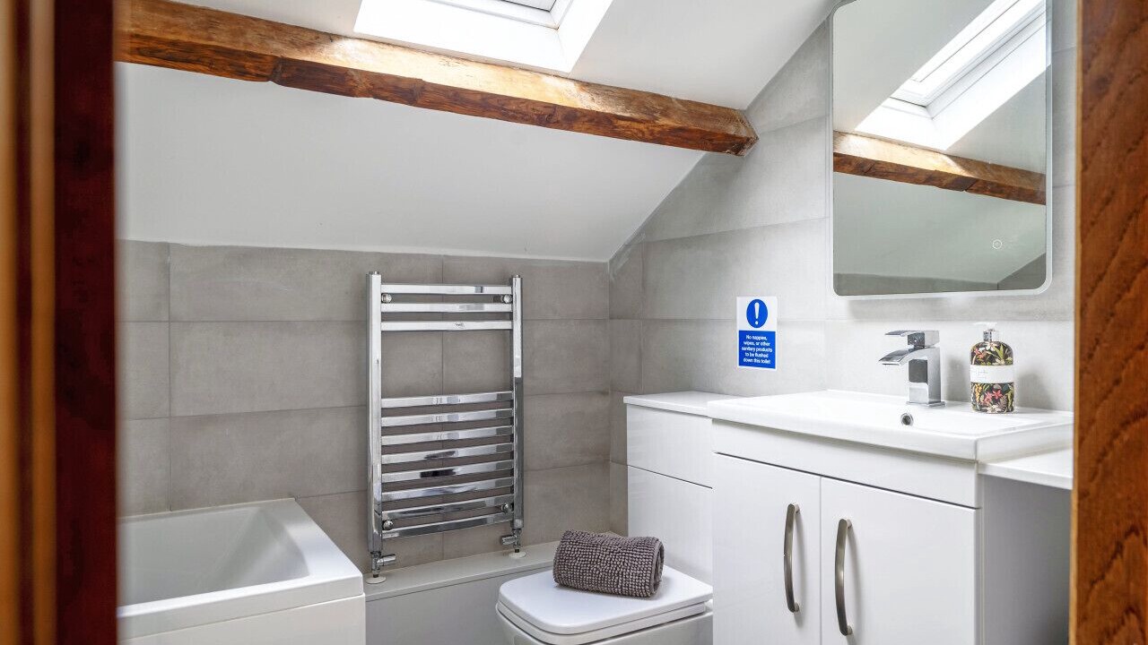 Photo of Bathroom in Pentrefelin